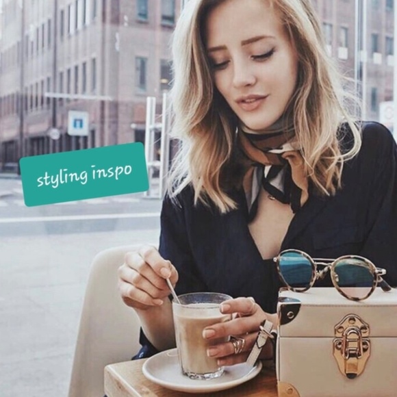 Burberry NWT Pink Tartan Scarf Handkerchief - Picture 7 of 9